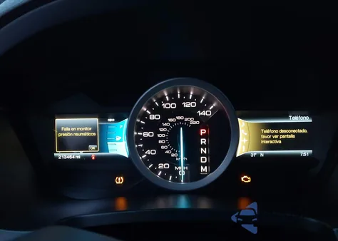 2011 Ford Explorer Limited z USA, uszkodzony, nr VIN 1FMHK8F8XBGA01350